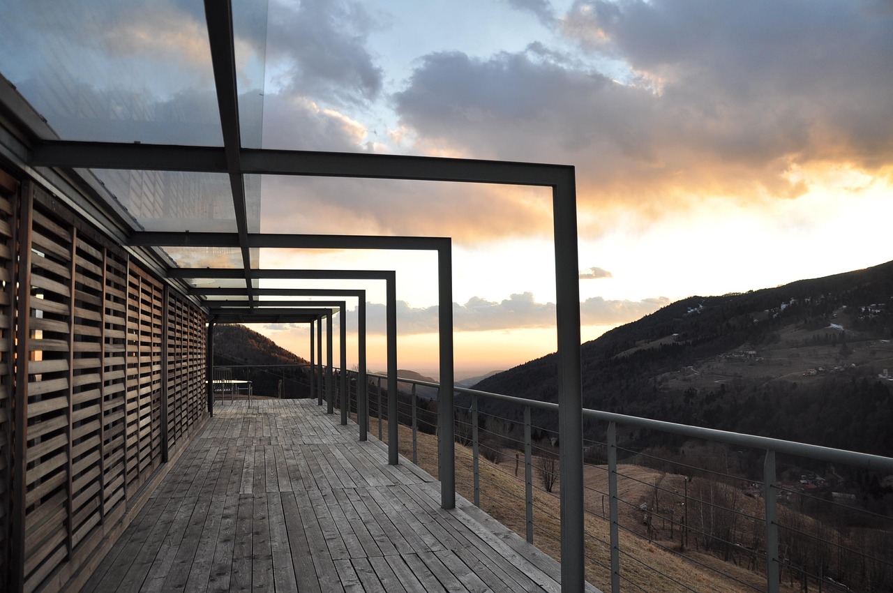 Aluminium pergola