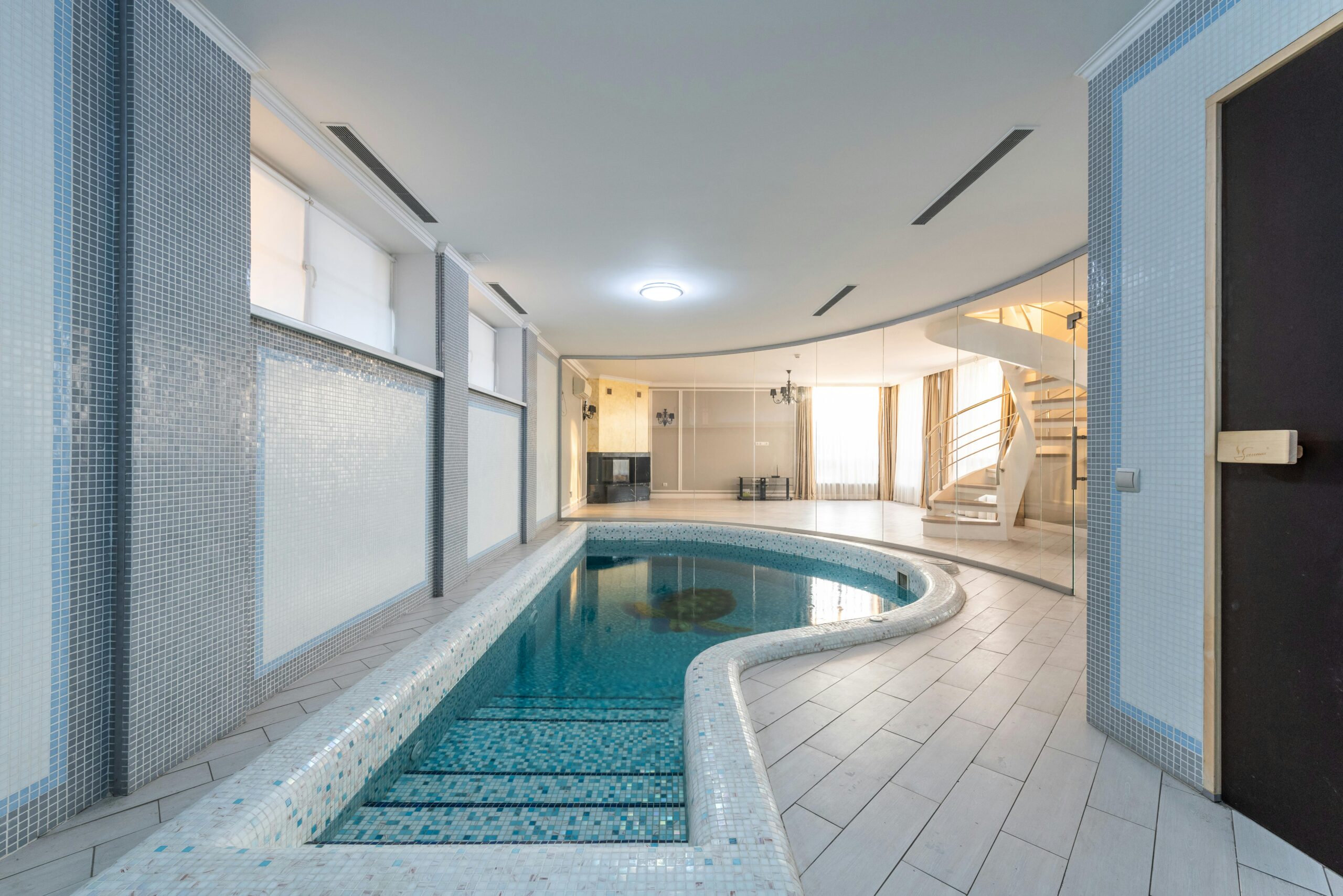lap pool, skimmer pool dubai