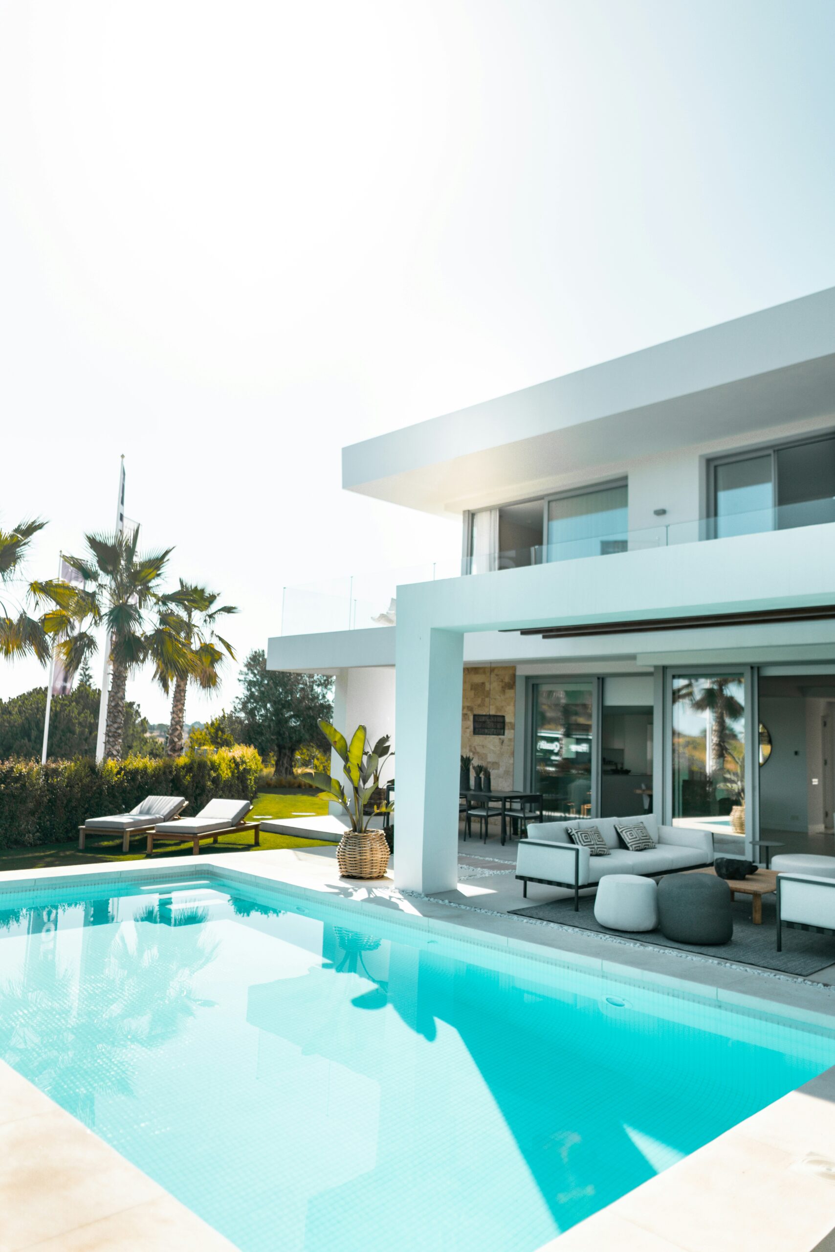 swimming pool contractor
