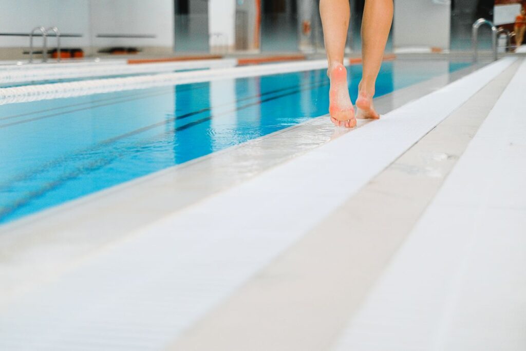 overflow swimming pool dubai