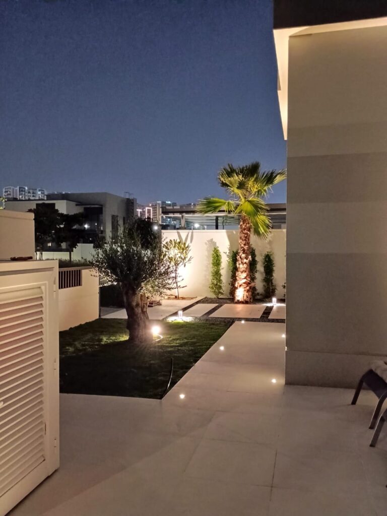 swimming pool contractor in dubai